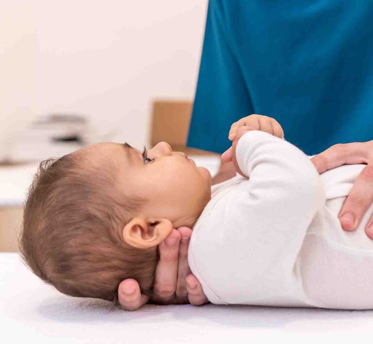 Osteopatia pediatrica e in gravidanza a Roma, trattamenti per neonati, bambini e future mamme